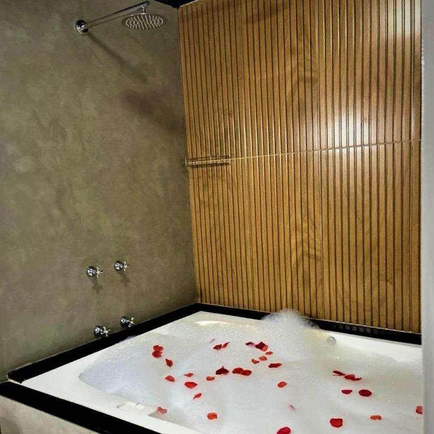 Amore Mio (Adults Only) กรามาโด ภายนอก รูปภาพ